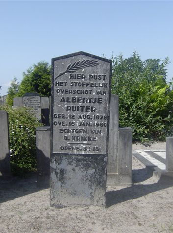 Grafsteen van Albertje Wiegers Ruiter (1876-1960)
