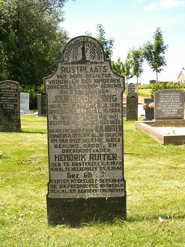 Grafsteen van Hendrik Hendriks RUITER (1874 - 1944)