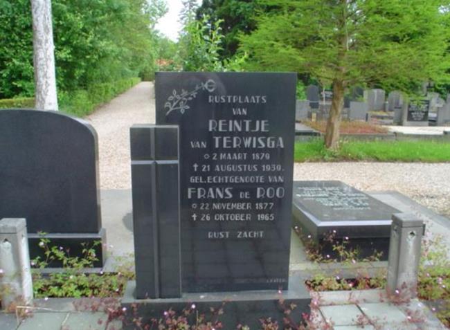 Grafsteen van Frans DE ROO (1877-1965)