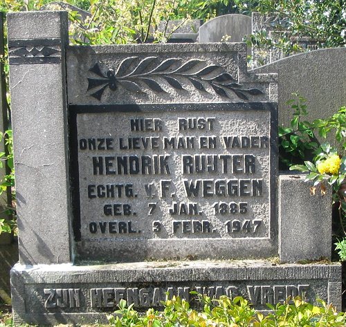 Grafsteen van Hendrik Hendriks RUIJTER (1885 - 1947)