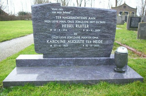 Grafsteen van Hessel Ruiter (1916 - 2001)
