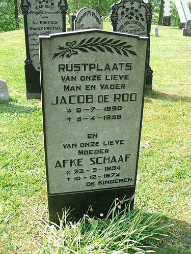 Grafsteen van Jacob Alberts de Roo (1890-1958)