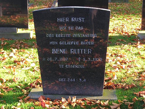 Grafsteen van Bene Alberts RUITER (1897 - 1979)