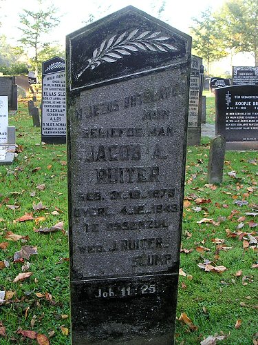 Grafsteen van Jacob Alberts RUITER (1879 - 1945)