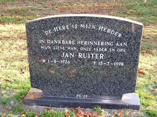 Grafsteen van Jan RUITER (1926 - 1998)