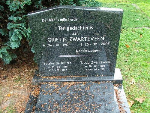 Grafsteen van Sietske Wiegers DE RUITER (1868 - 1957)